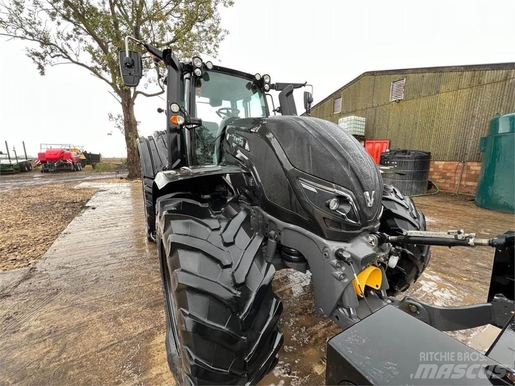 Valtra T174V Трактори
