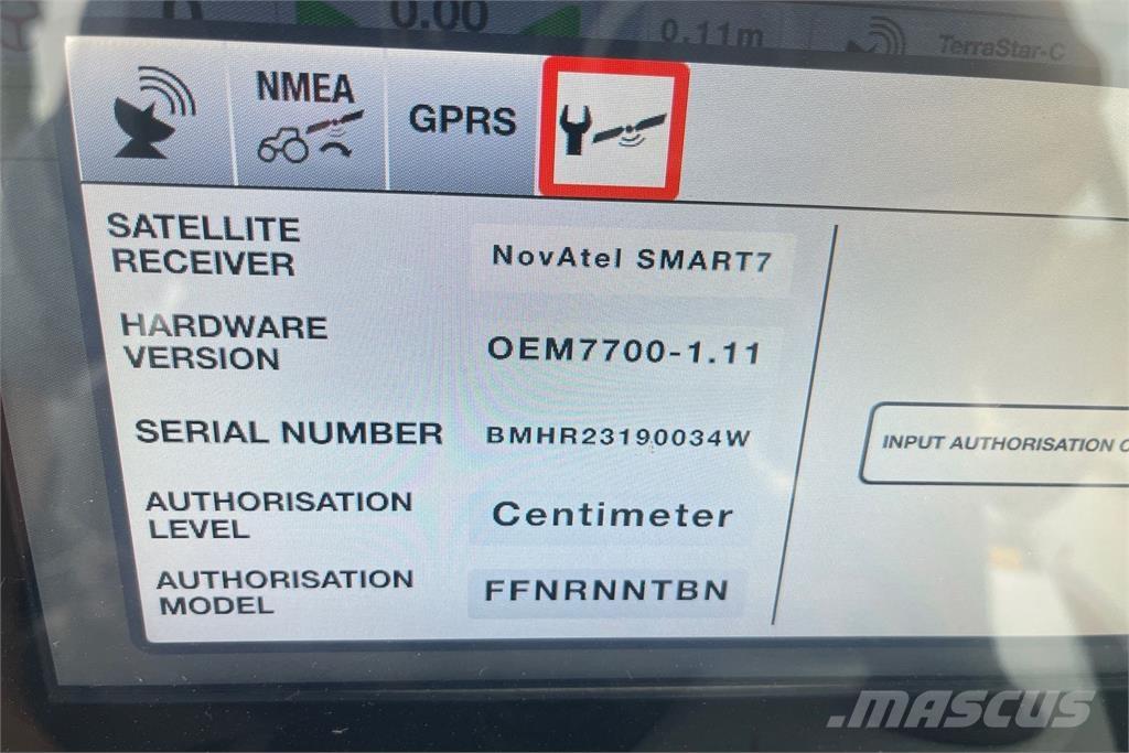 Valtra T234D Трактори