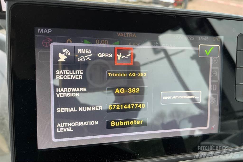 Valtra T254V Трактори