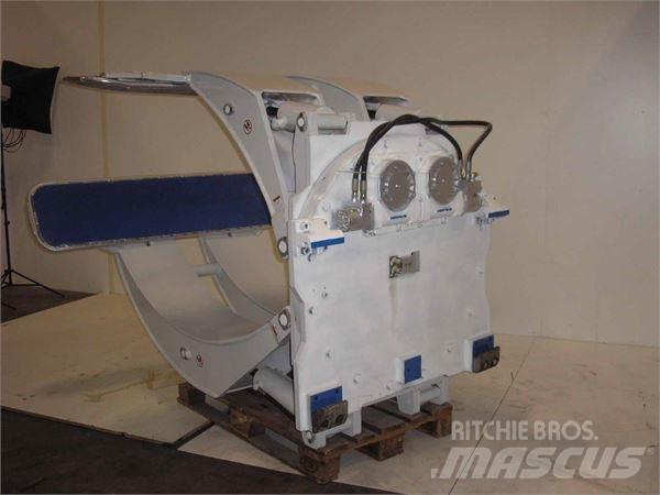 Cascade misc Ролкови стяги