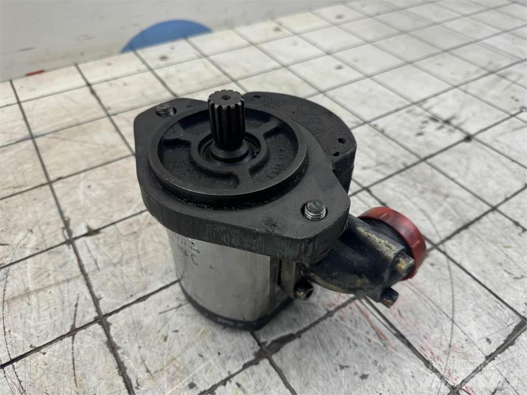 Bosch gear pump Части и оборудване за кранове
