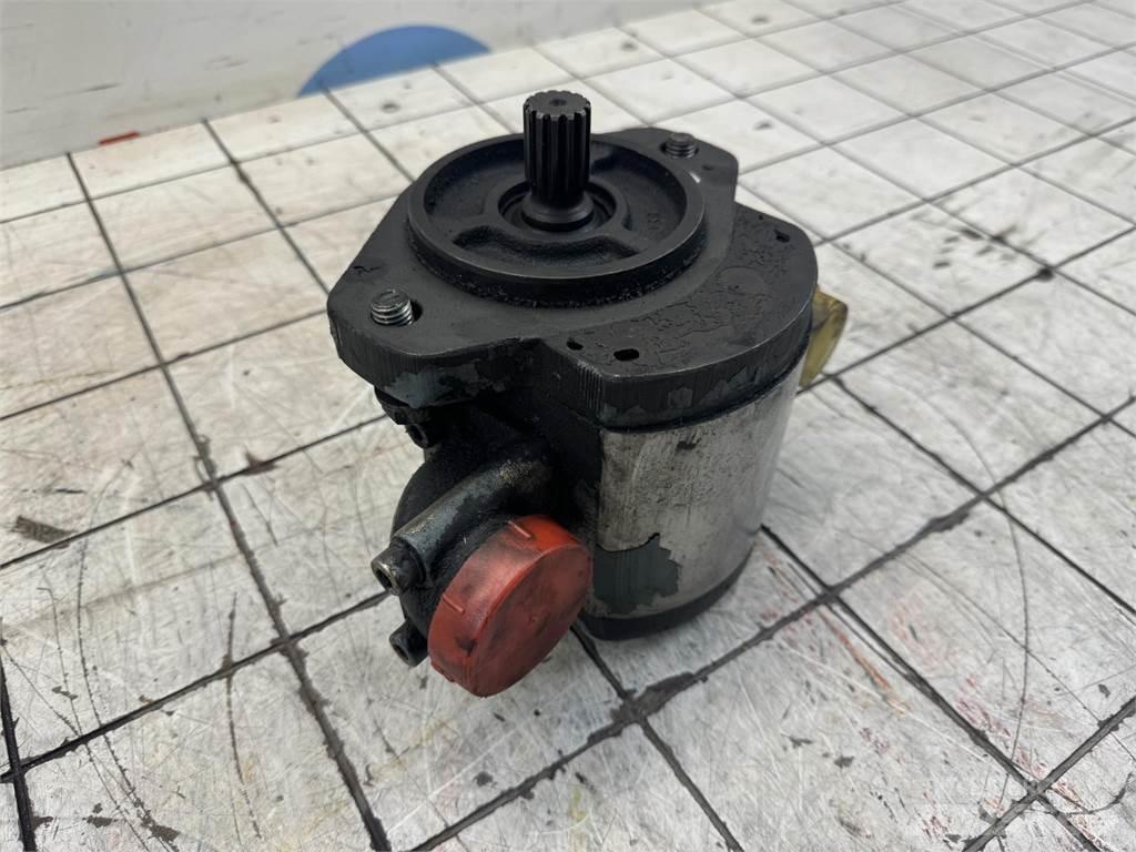 Bosch gear pump Части и оборудване за кранове
