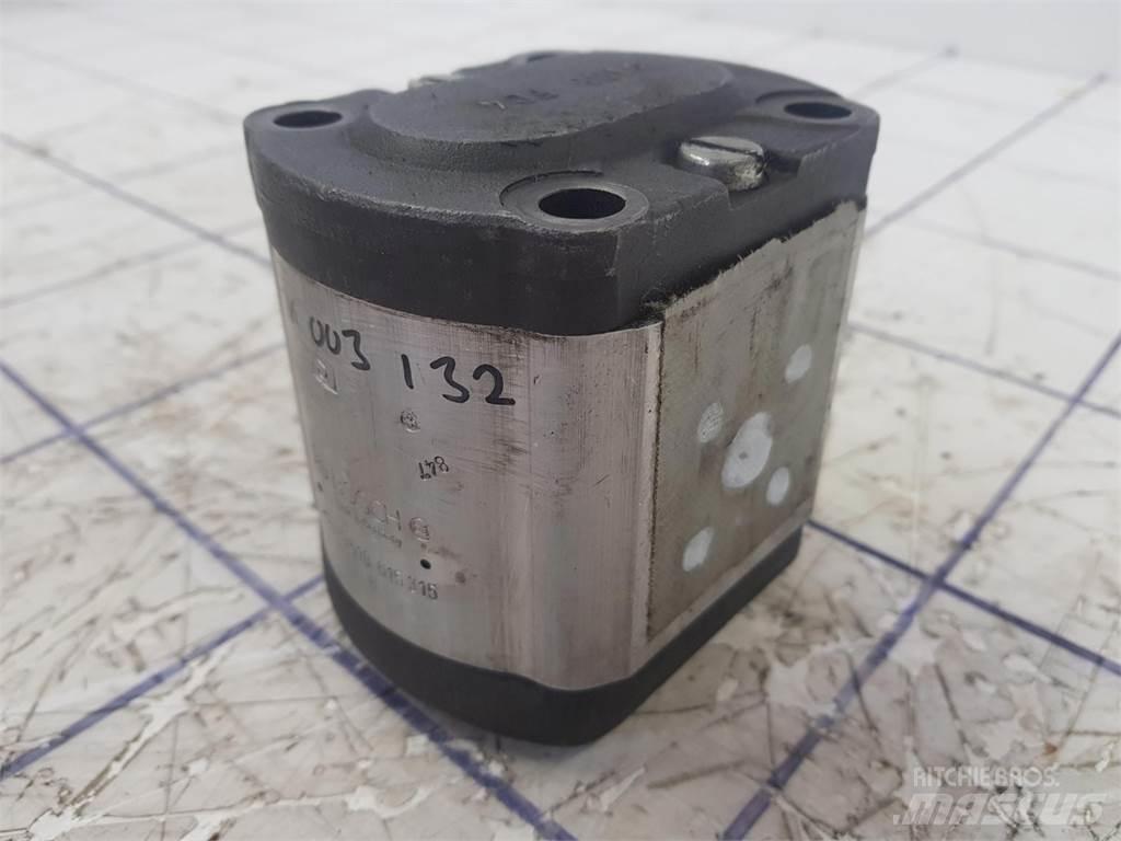 Bosch gear pump Части и оборудване за кранове
