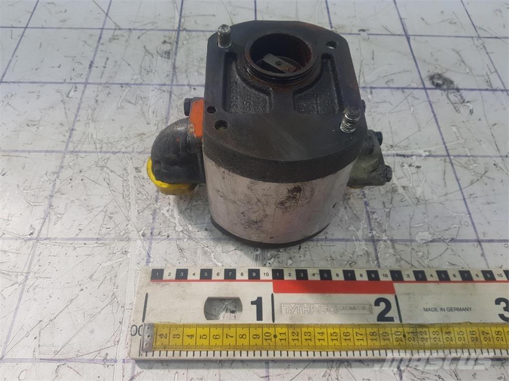 Bosch gear pump Части и оборудване за кранове
