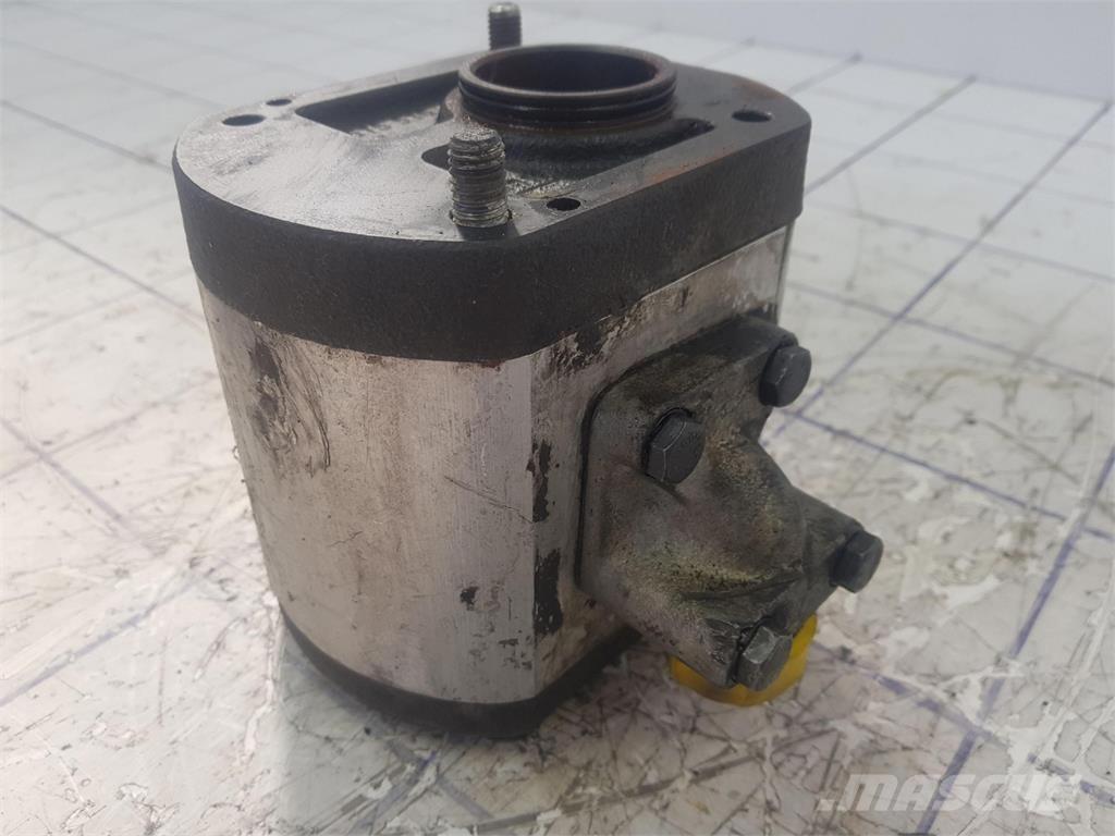 Bosch gear pump Части и оборудване за кранове
