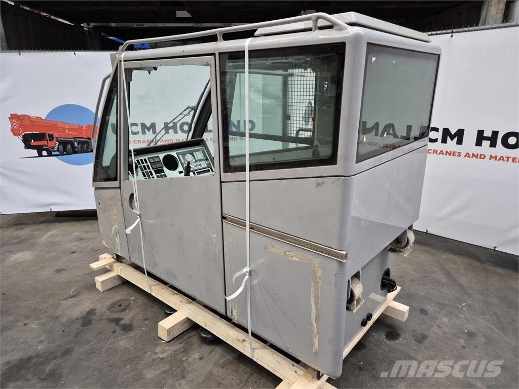  C.T.2 upper cabin Кабина