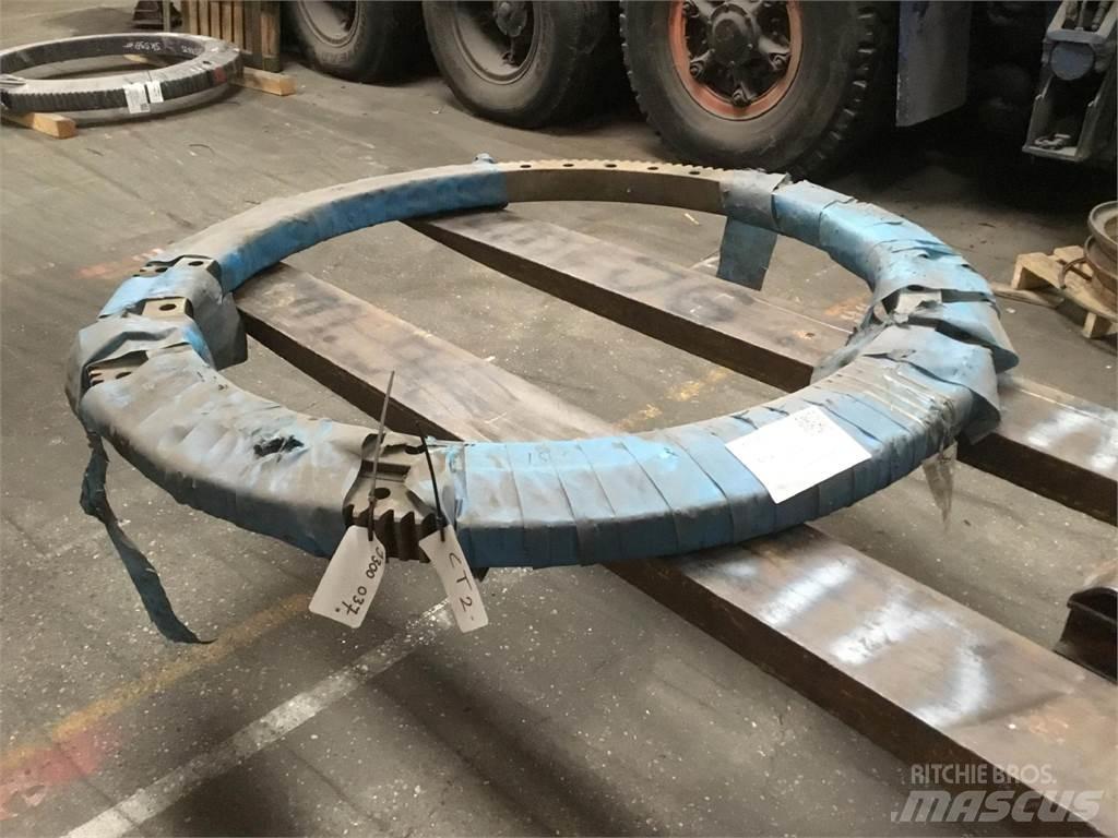  CT 2 slew ring Части и оборудване за кранове
