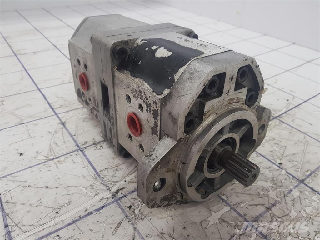  Dual gear pump Части и оборудване за кранове
