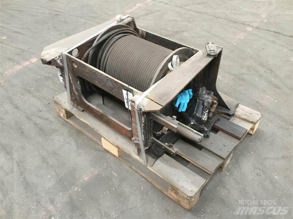 Grove GMK 2035 winch Части и оборудване за кранове
