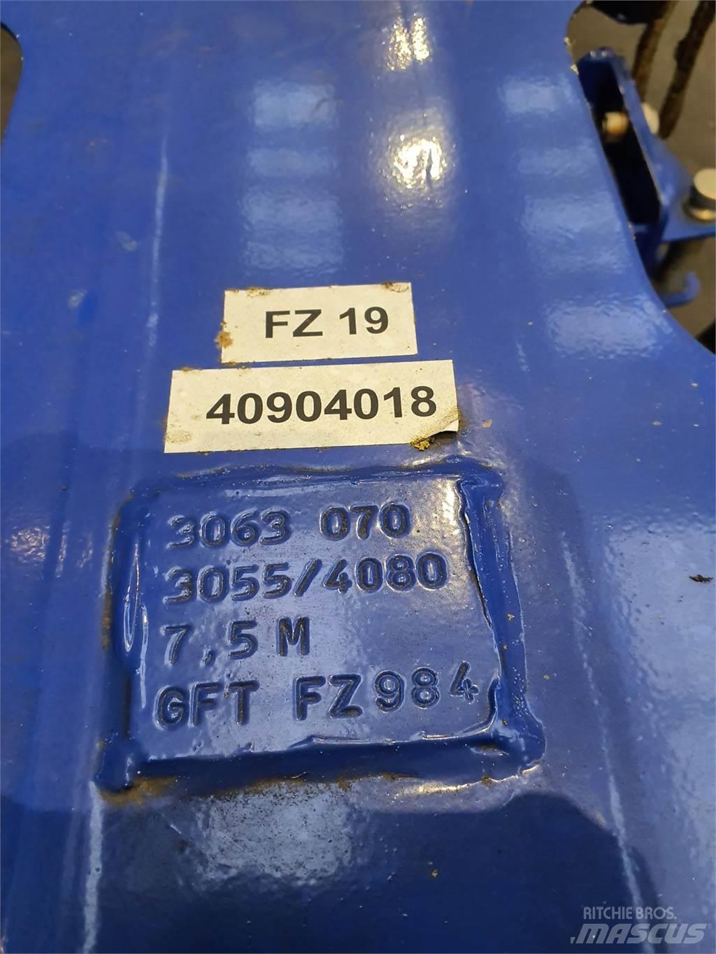 Grove GMK 4090 jib Части и оборудване за кранове
