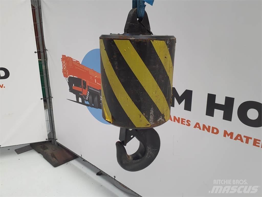 Grove Hookball 8t Части и оборудване за кранове
