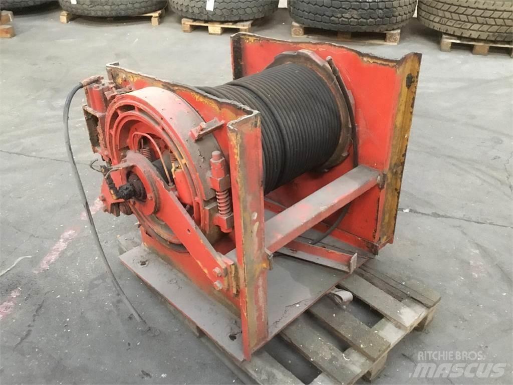 Kato NK 350 winch Части и оборудване за кранове
