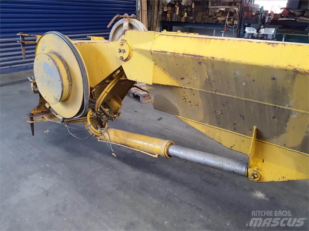 Krupp KMK 3050 jib Части и оборудване за кранове
