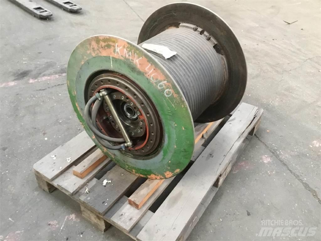 Krupp KMK 4060 winch Части и оборудване за кранове
