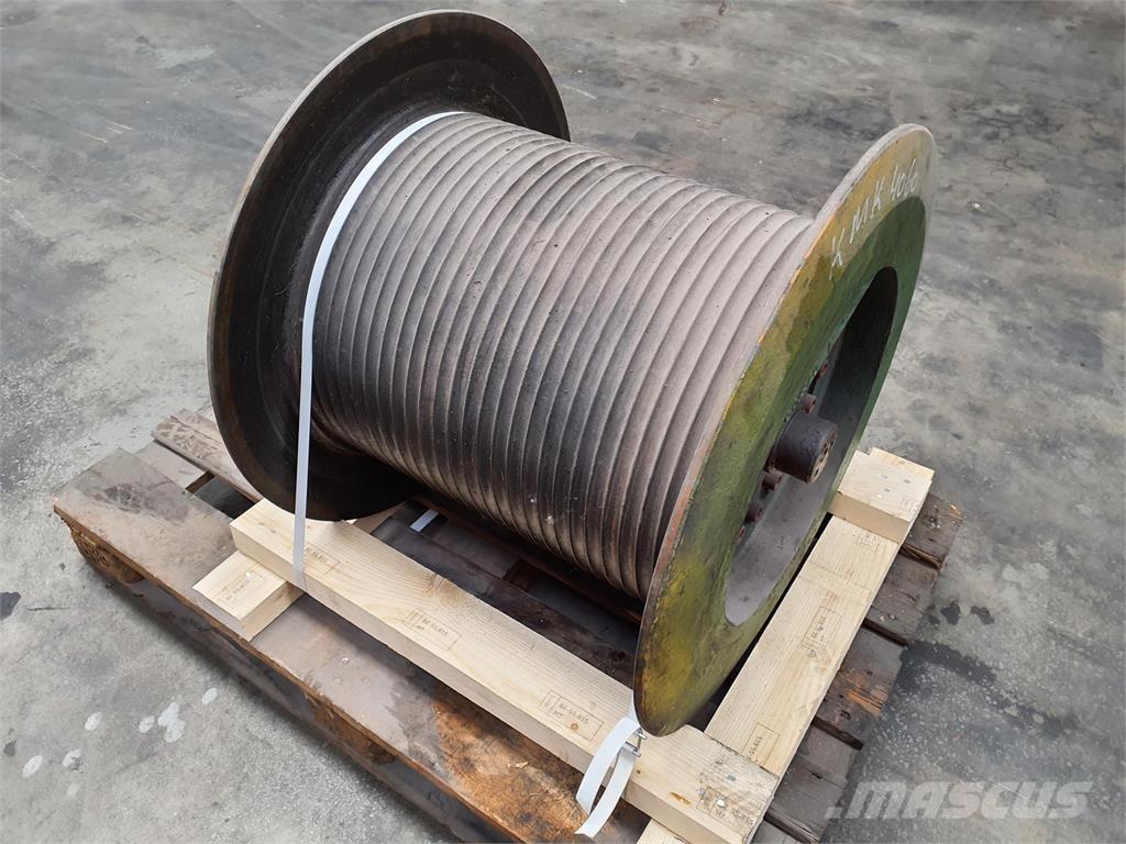 Krupp KMK 4060 winch Части и оборудване за кранове
