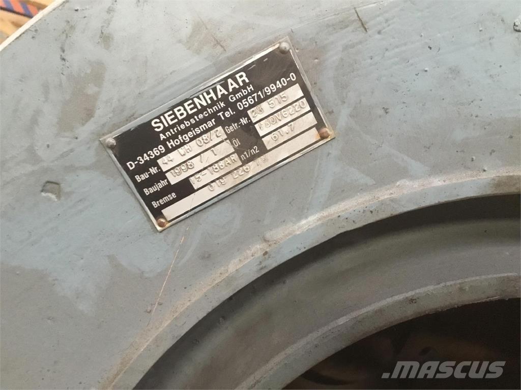 Krupp KMK 4070 winch Части и оборудване за кранове
