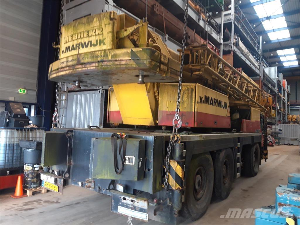 Liebherr LTM 1060-2 Всъдеходни кранове