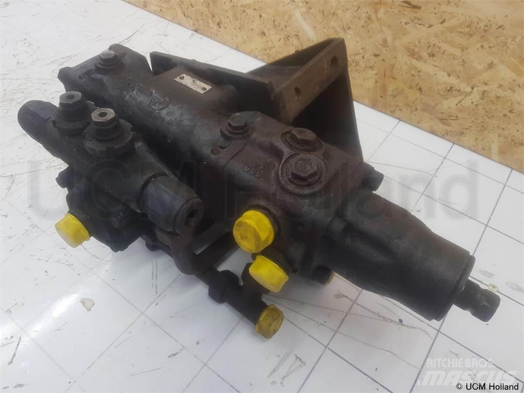  Steering box Части и оборудване за кранове
