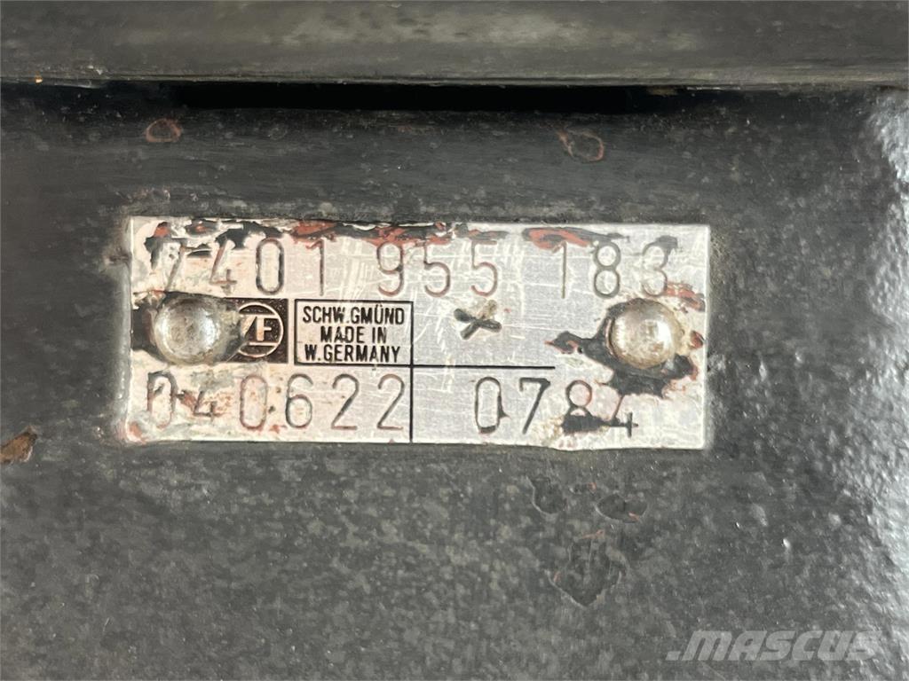 ZF Steering Box Части и оборудване за кранове
