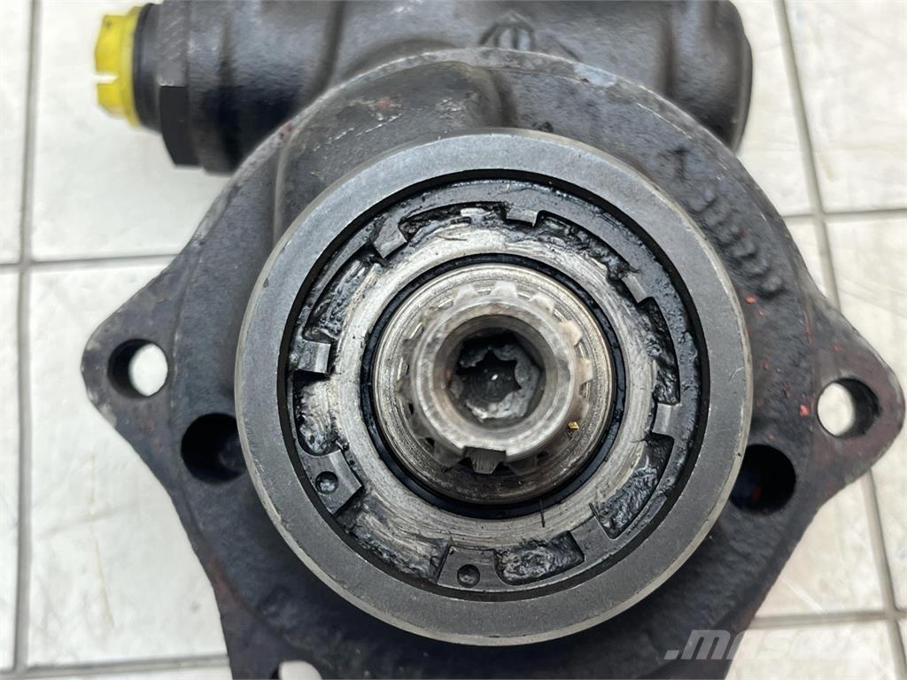 ZF steering pump Части и оборудване за кранове
