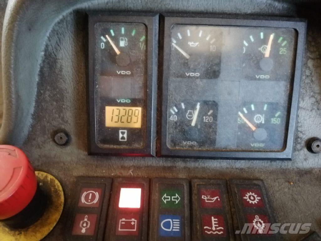 SMV SL16-1200 Дизелови камиони