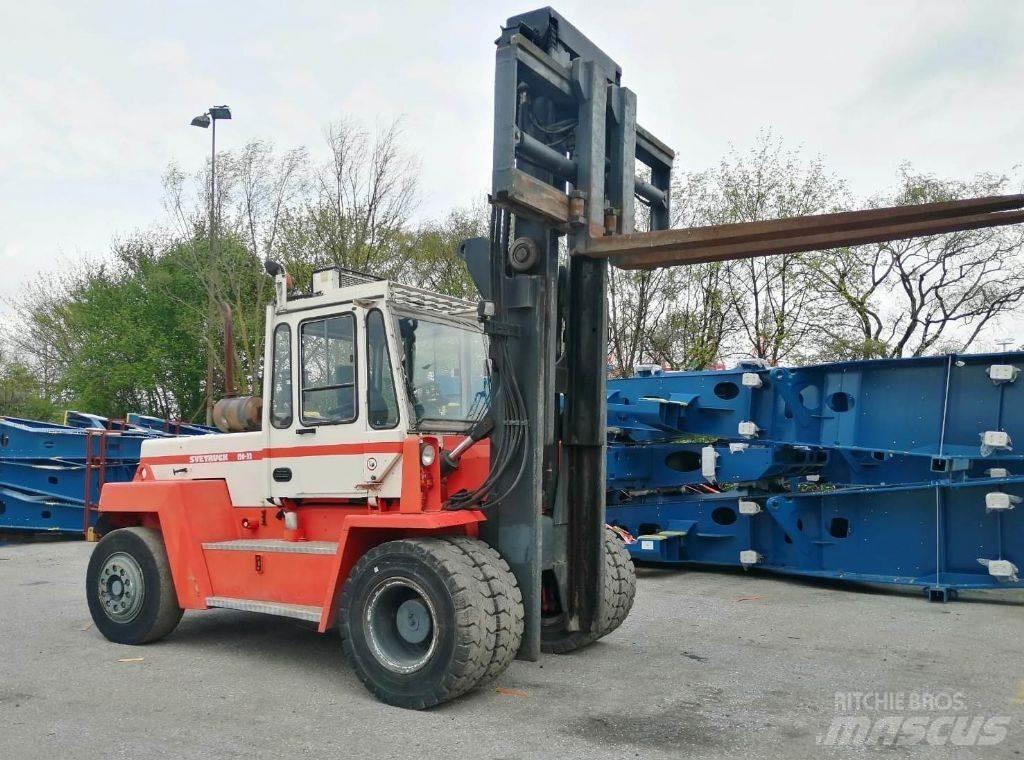 Svetruck 13,6-120-32 Дизелови камиони
