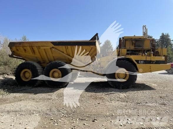 CAT D400D Дъмпери/моторни превозни средства