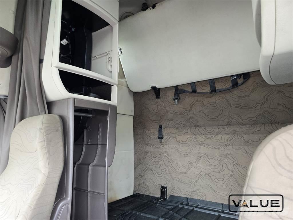 Volvo VNL670 Влекачи