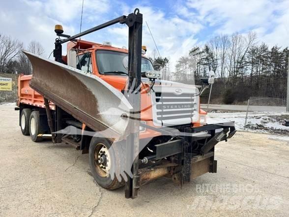 Sterling LT9500 Разстилачки на пясък и сол