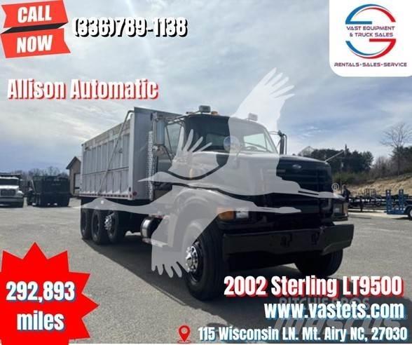 Sterling LT9500 Самосвал