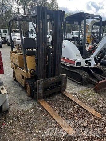 CAT T50D Строителство - Други