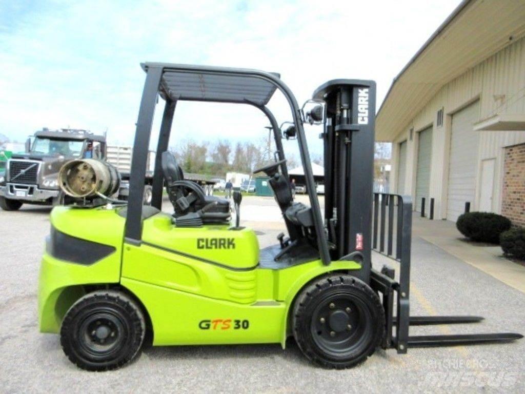 Clark GTS30L Строителство - Други