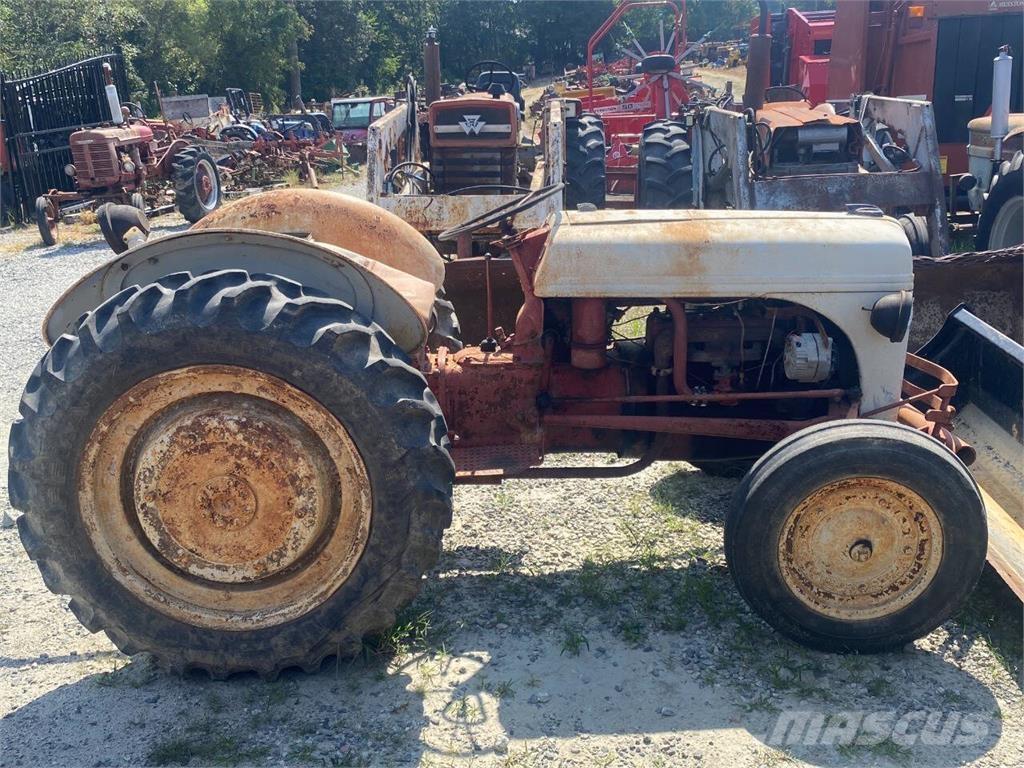 Ford 8N Строителство - Други