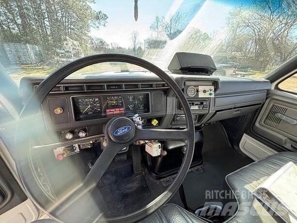 Ford F-800 Строителство - Други
