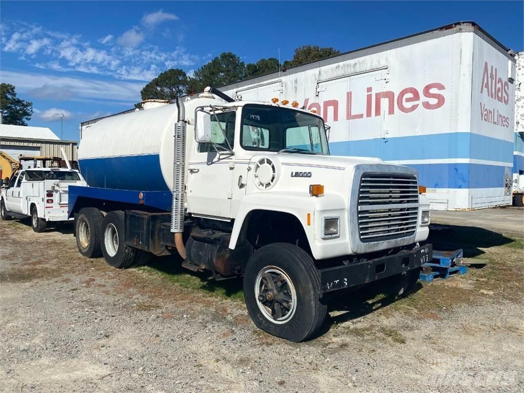 Ford L8000 Строителство - Други