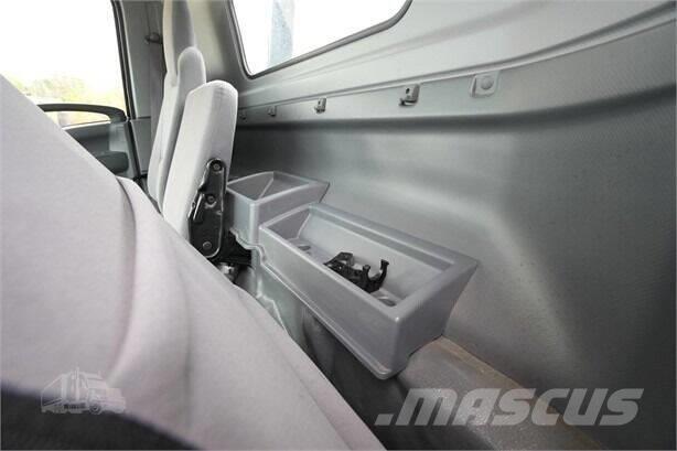 Isuzu NRR Автомобили за пътна помощ