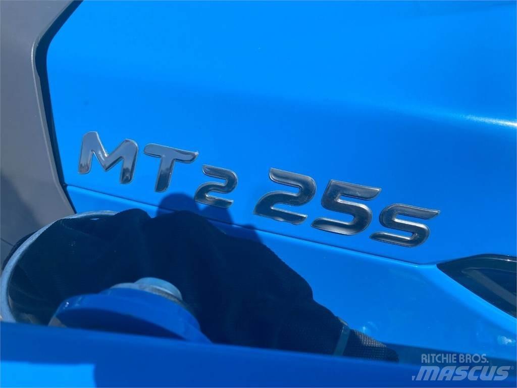 LS MT225S Строителство - Други
