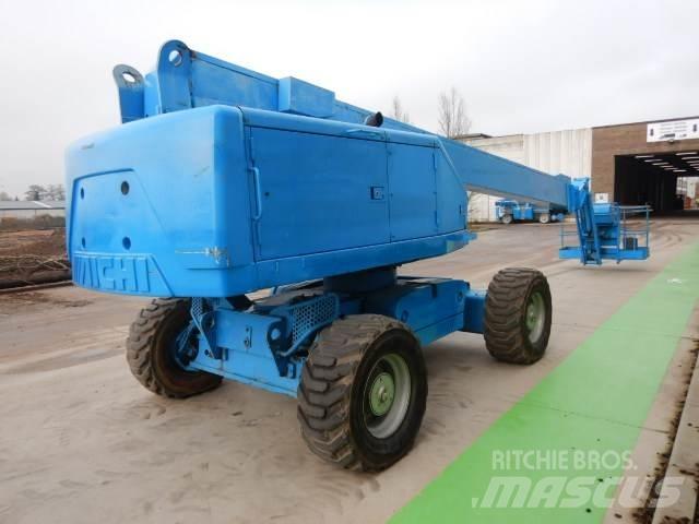 Aichi SP21AJ Телескопични повдигачи
