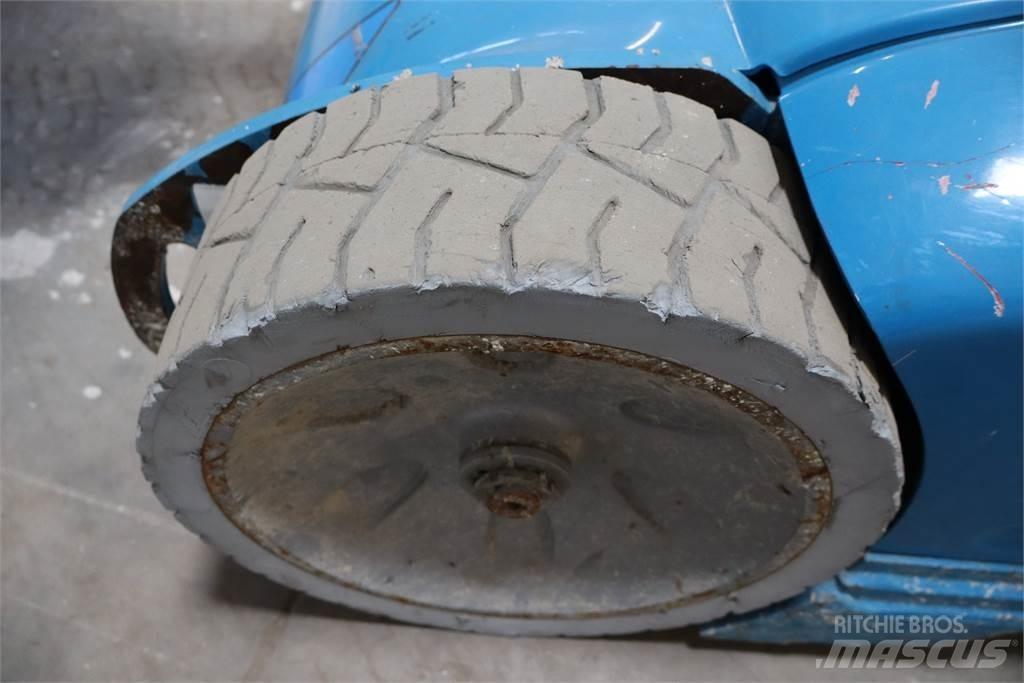 Genie GR26J Вертикални мачтови повдигачи
