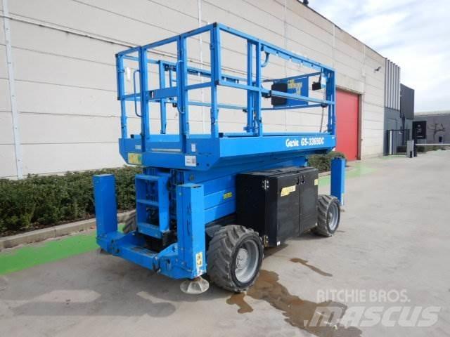 Genie GS3369DC Ножични работни платформи
