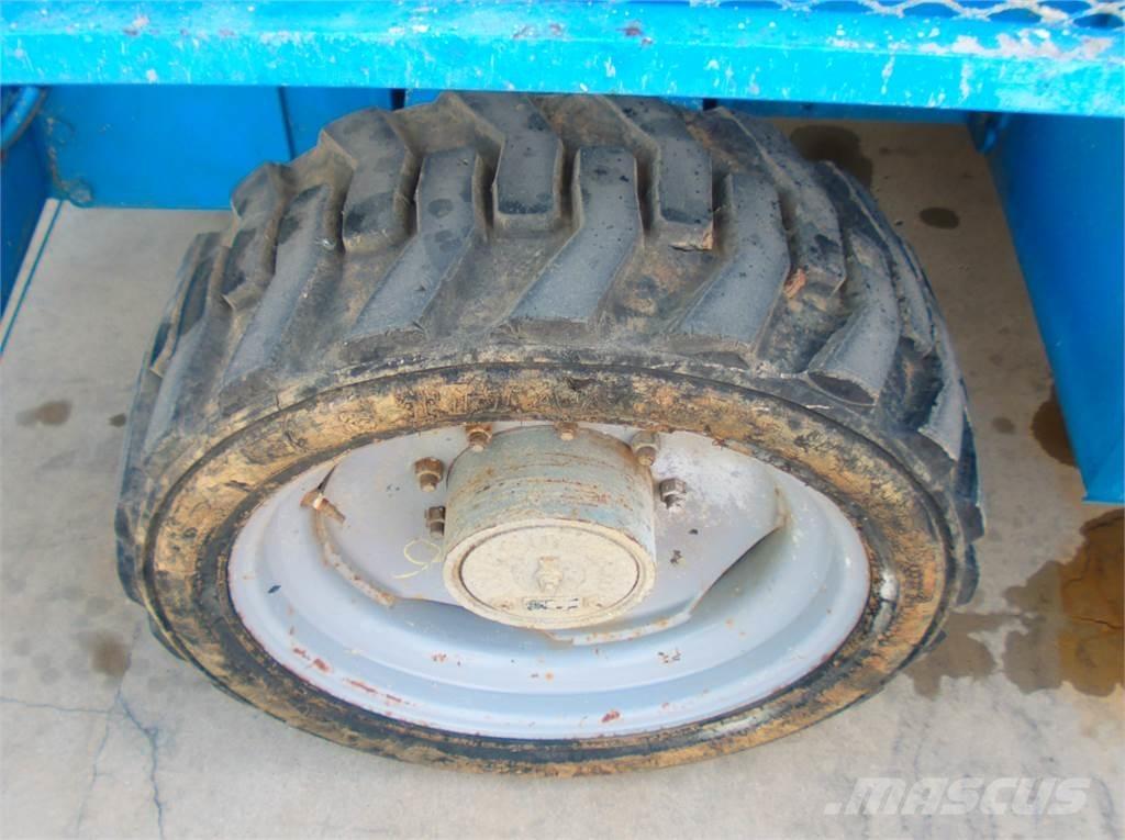 Genie GS4390RT Ножични работни платформи