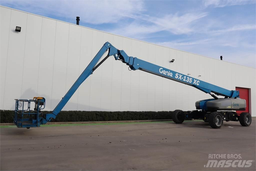 Genie SX135XC Телескопични повдигачи
