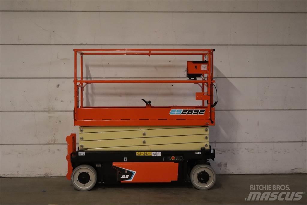 JLG 2632ES Ножични работни платформи