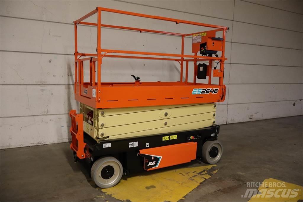 JLG 2646ES Ножични работни платформи