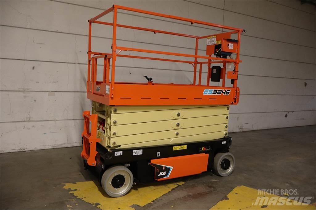 JLG 3246ES Ножични работни платформи