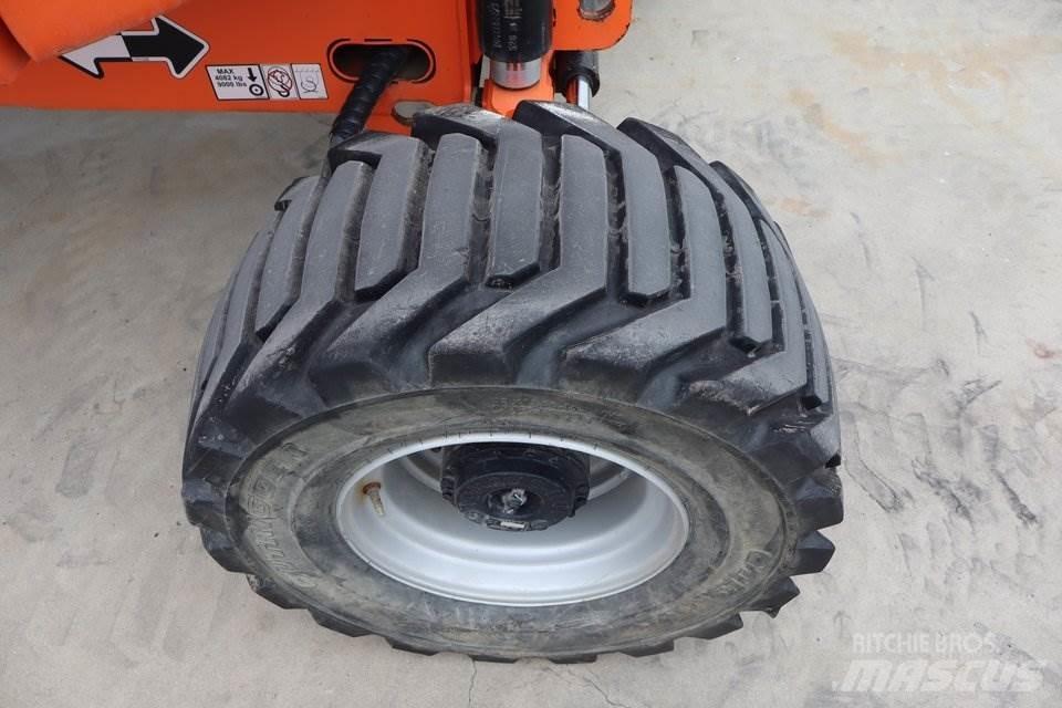JLG 520AJ Съчленени стрелови подемници