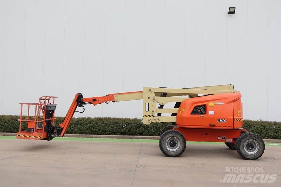 JLG 520AJ Съчленени стрелови подемници