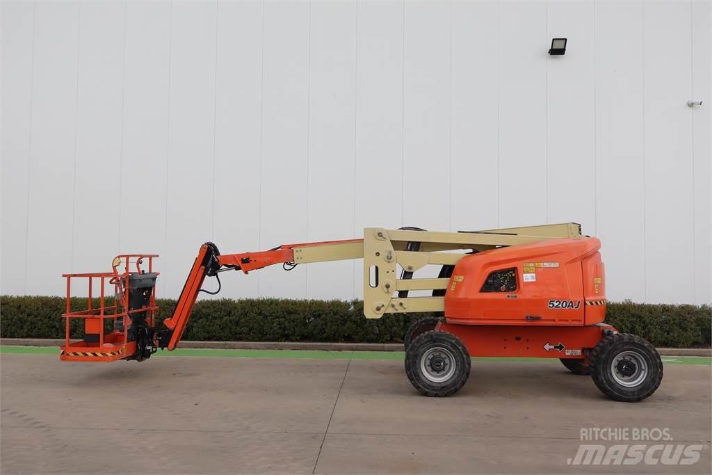 JLG 520AJ Съчленени стрелови подемници