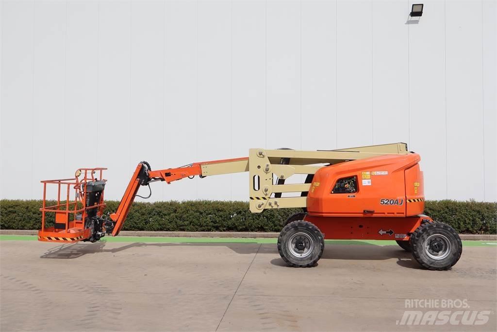 JLG 520AJ Съчленени стрелови подемници
