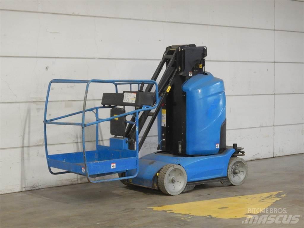 Manitou 100VJR Вертикални мачтови повдигачи
